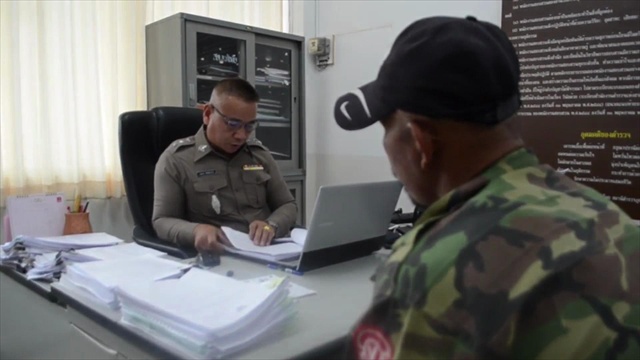 สะเทือนใจ เด็กหญิง 11 ขวบถูกพ่อแท้ๆ ข่มขืน แม่เอะใจเห็นออกจากห้องน้ำพร้อมกัน